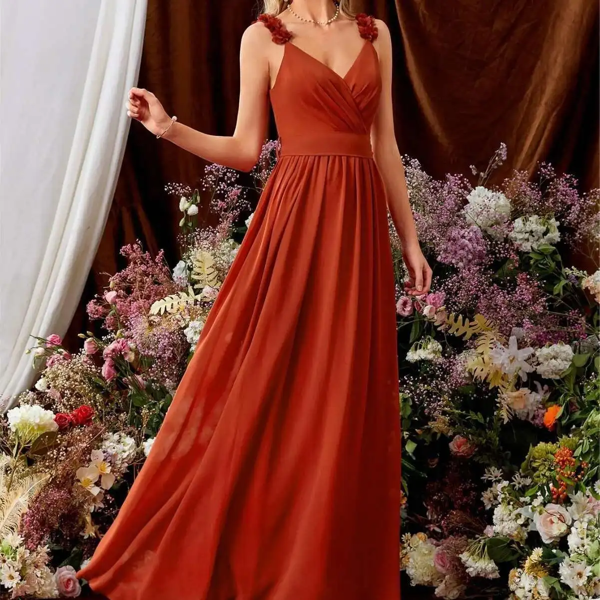 V-neck Camisole Evening Gown with Lace Pleats, Backless and Sexy Temperament, Big Party Dress, Party Dress, Bridesmaid Dress,
V-neck Camisole Evening Gown with Lace Pleats, Backless and Sexy Temperament, Big Party Dress, Party Dress, Bridesmaid Dress,