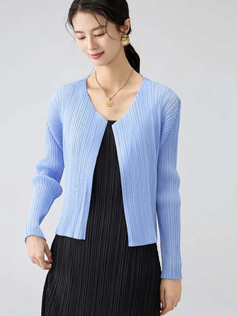 Pleated Cardigan Blue Coat For Women V Collar Long Sleeve Short Jackets Lightweight Summer Sun-proof Clothing 2IPYR
Pleated Cardigan Blue Coat For Women V Collar Long Sleeve Short Jackets Lightweight Summer Sun-proof Clothing 2IPYR