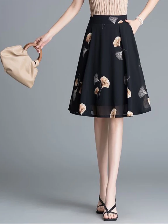 Summer 2025 Women's A-Line Midi Skirt with Elastic Waist And Chiffon Material Floral Print Dra Sle ature Pleated Um...
Summer 2025 Women's A-Line Midi Skirt with Elastic Waist And Chiffon Material Floral Print Dra Sle ature Pleated Um...