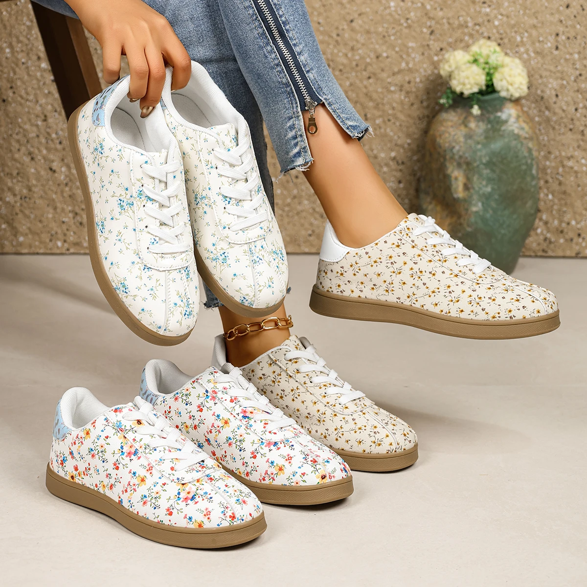 *Spring/Autumn New Round Toe Comfortable Casual Sports Shoes Fashionable Lace Up Breathable Hot Selling Walking Shoes Women
*Spring/Autumn New Round Toe Comfortable Casual Sports Shoes Fashionable Lace Up Breathable Hot Selling Walking Shoes Women