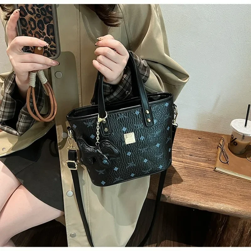 【2025 SS NewK-TrendЖенская мини-сумка MiniSatchelCommuterUnderarm/Crossbody | Work-LeisureStreetChic | Легкий регулируемый ремешокМода
【2025 SS NewK-TrendЖенская мини-сумка MiniSatchelCommuterUnderarm/Crossbody | Work-LeisureStreetChic | Легкий регулируемый ремешокМода