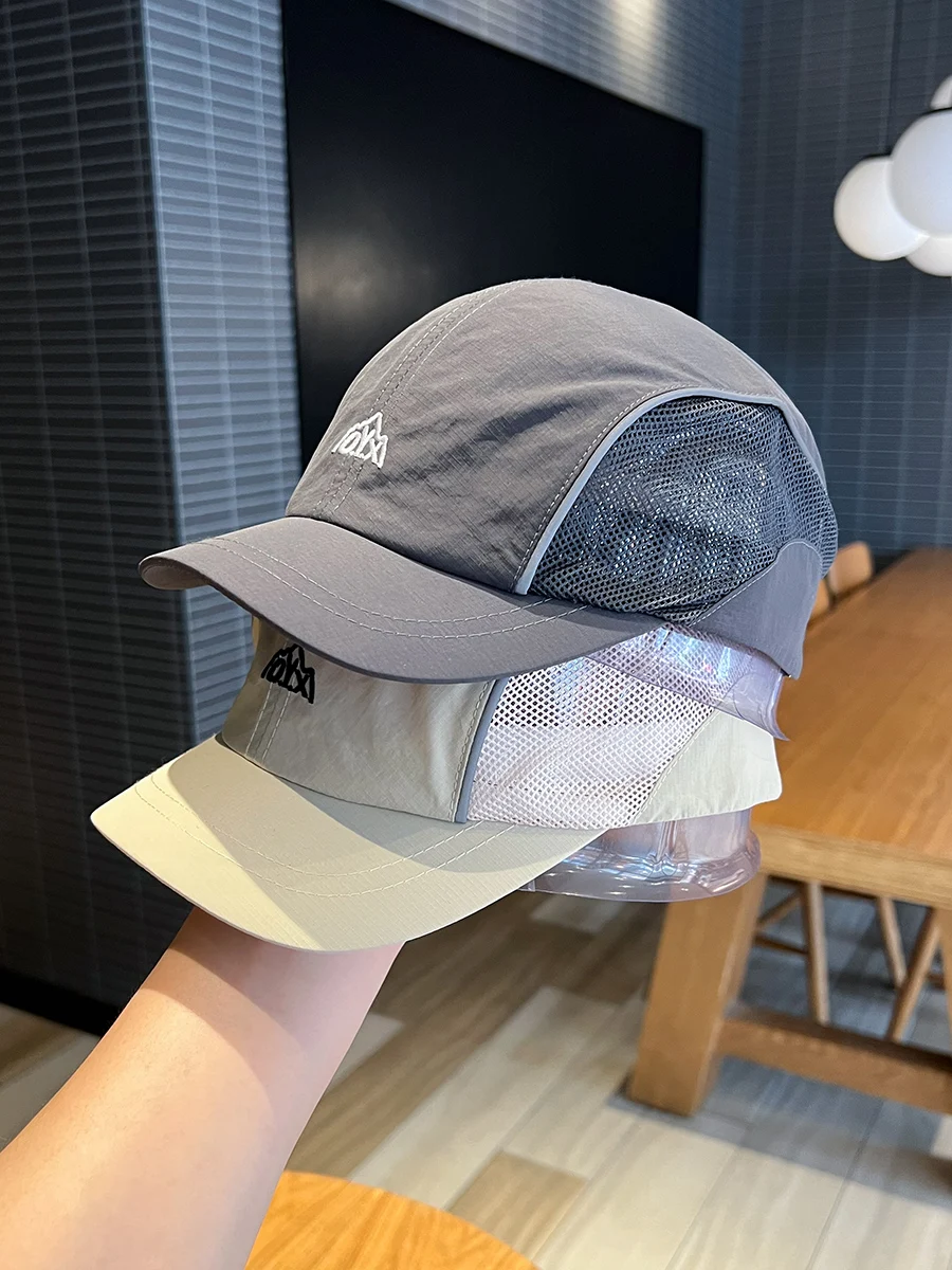 Retro Quick-Drying Thin Mesh Breathable Peaked Cap Women's Short Brim Baseball Cap Men's Fashion
Retro Quick-Drying Thin Mesh Breathable Peaked Cap Women's Short Brim Baseball Cap Men's Fashion