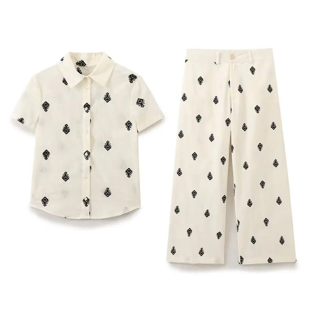 Fashion Embroidered Shirt For Women Casual Short Sleeve Single Breasted Shirts Female 2025 New Summer Office Vintage Chic Blouse
Fashion Embroidered Shirt For Women Casual Short Sleeve Single Breasted Shirts Female 2025 New Summer Office Vintage Chic Blouse