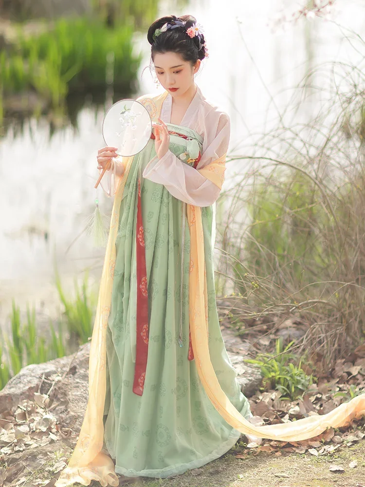 Original Hanfu Female Tang Made Chest-Length Skirt Super Fairy Chinese Traditional Hanfu
Original Hanfu Female Tang Made Chest-Length Skirt Super Fairy Chinese Traditional Hanfu