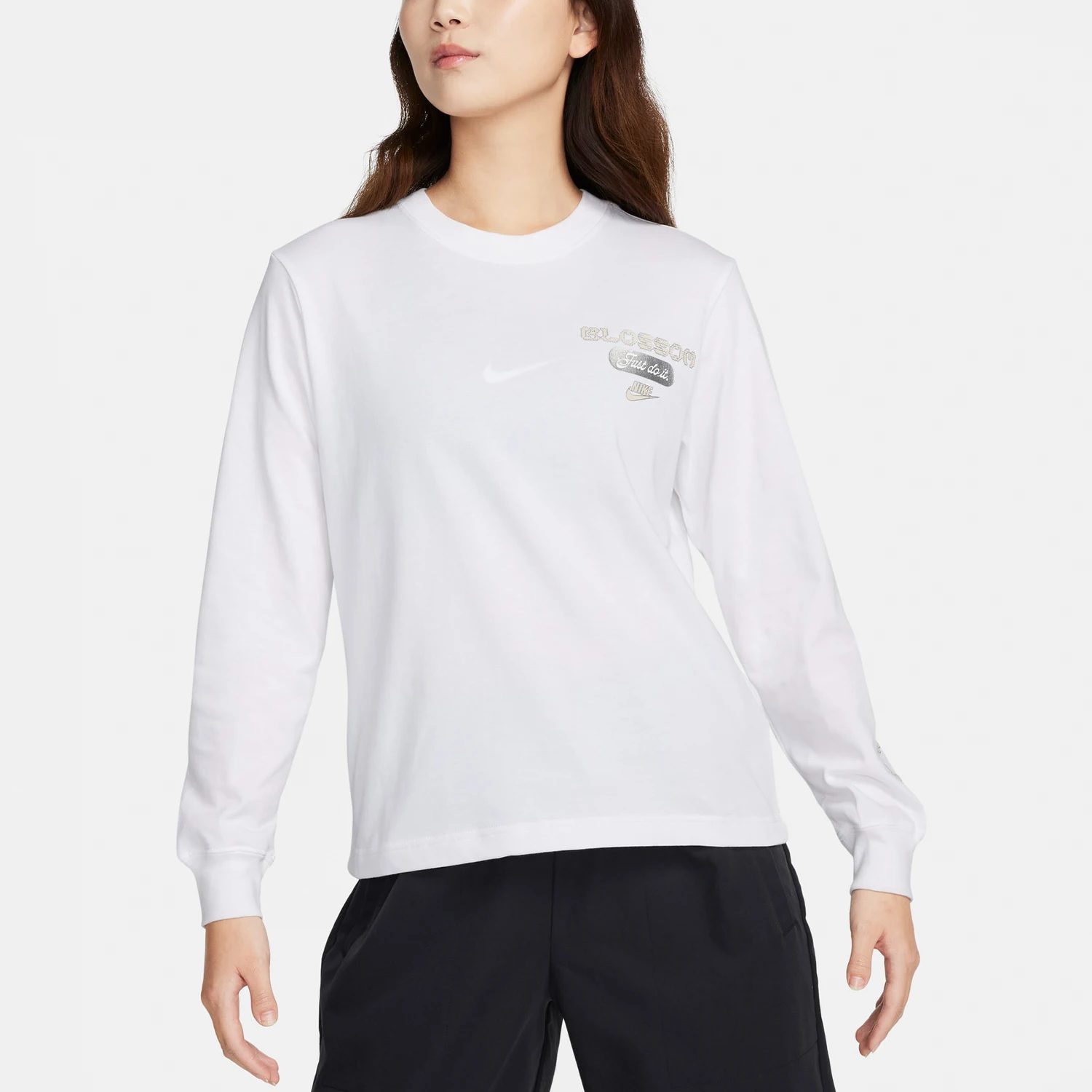 Nike Official Authentic New Autumn Women's Simple Breathable Round Neck Knit Long Sleeve FJ9761-100
Nike Official Authentic New Autumn Women's Simple Breathable Round Neck Knit Long Sleeve FJ9761-100