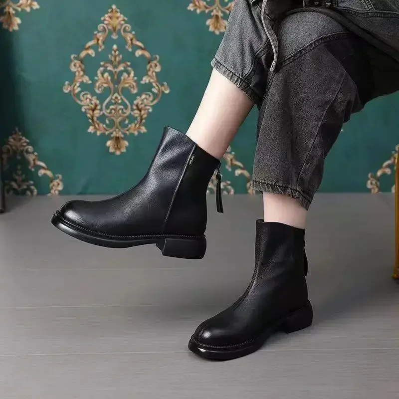 2024 Ankle Boots for Women Leather Square Toe Side Zipper Retro Style Chunky Heels Women Boots Fashion Short Boots Women
2024 Ankle Boots for Women Leather Square Toe Side Zipper Retro Style Chunky Heels Women Boots Fashion Short Boots Women