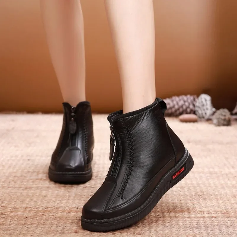 Winter Women's Boots Lightweight Ankle Boots Keep Warm Flat Boots Comfortable Non-slip Womens Front Zipper Shoes Bota Feminina
Winter Women's Boots Lightweight Ankle Boots Keep Warm Flat Boots Comfortable Non-slip Womens Front Zipper Shoes Bota Feminina