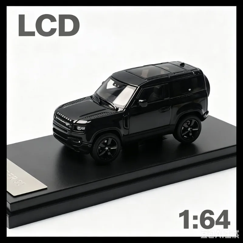 LCD 1:64 Land Rover Defender Open Cover Simulation Die Casting Alloy Car Model Advanced Collectibles Male Gift
LCD 1:64 Land Rover Defender Open Cover Simulation Die Casting Alloy Car Model Advanced Collectibles Male Gift