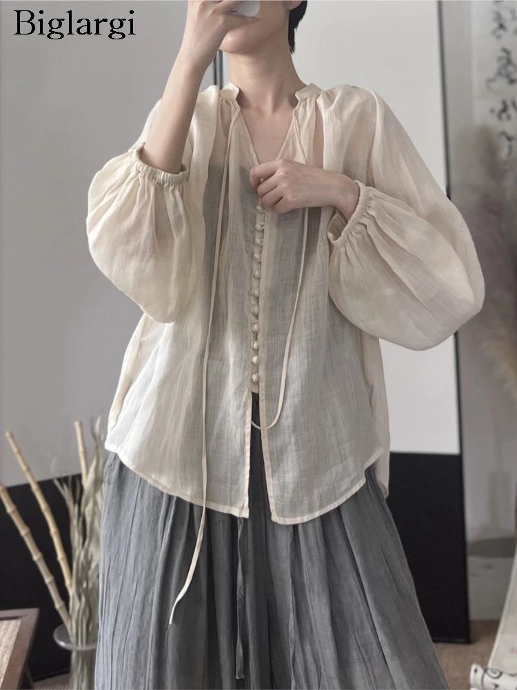 Oversized Spring Summer Shirts Women Long Sleeve Pleated Fashion Ladies Blouses V-Neck Casual Woman Shirt
Oversized Spring Summer Shirts Women Long Sleeve Pleated Fashion Ladies Blouses V-Neck Casual Woman Shirt