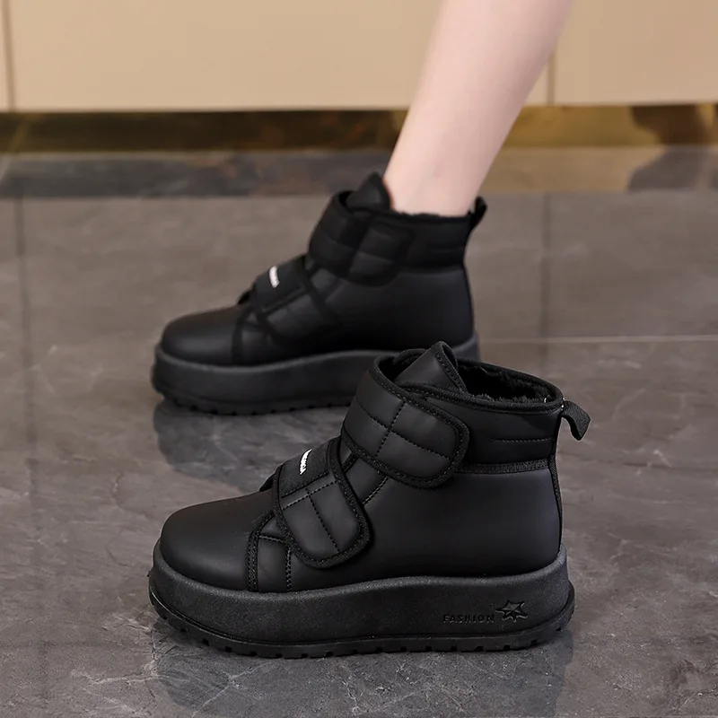 Women Vulcanized Shoes with Thick Velvet Snow Boots Women Winter New Style Students Warm Cotton Shoes with Velvet Short Boots
Women Vulcanized Shoes with Thick Velvet Snow Boots Women Winter New Style Students Warm Cotton Shoes with Velvet Short Boots