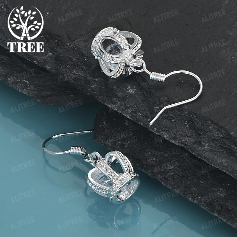 925 Sterling Silver Crown Drop Earrings Women Wedding Party Fashion Charm Jewelry Birthday Gift Accessories High Quality
925 Sterling Silver Crown Drop Earrings Women Wedding Party Fashion Charm Jewelry Birthday Gift Accessories High Quality