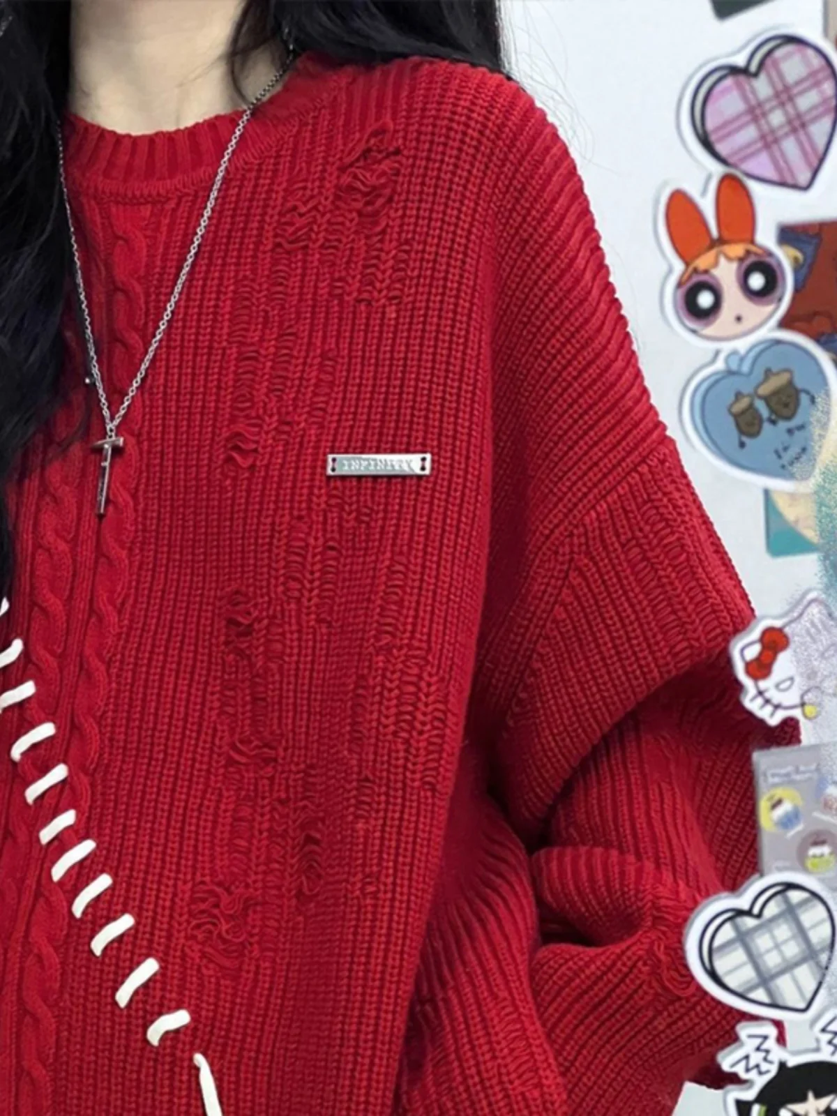 Laid-ba Sweet Cool Design Hole 2023 Autumn Winter New Loose Retro Red Soft Knitted Sweater New Year Red Knitted Sweater
Laid-ba Sweet Cool Design Hole 2023 Autumn Winter New Loose Retro Red Soft Knitted Sweater New Year Red Knitted Sweater