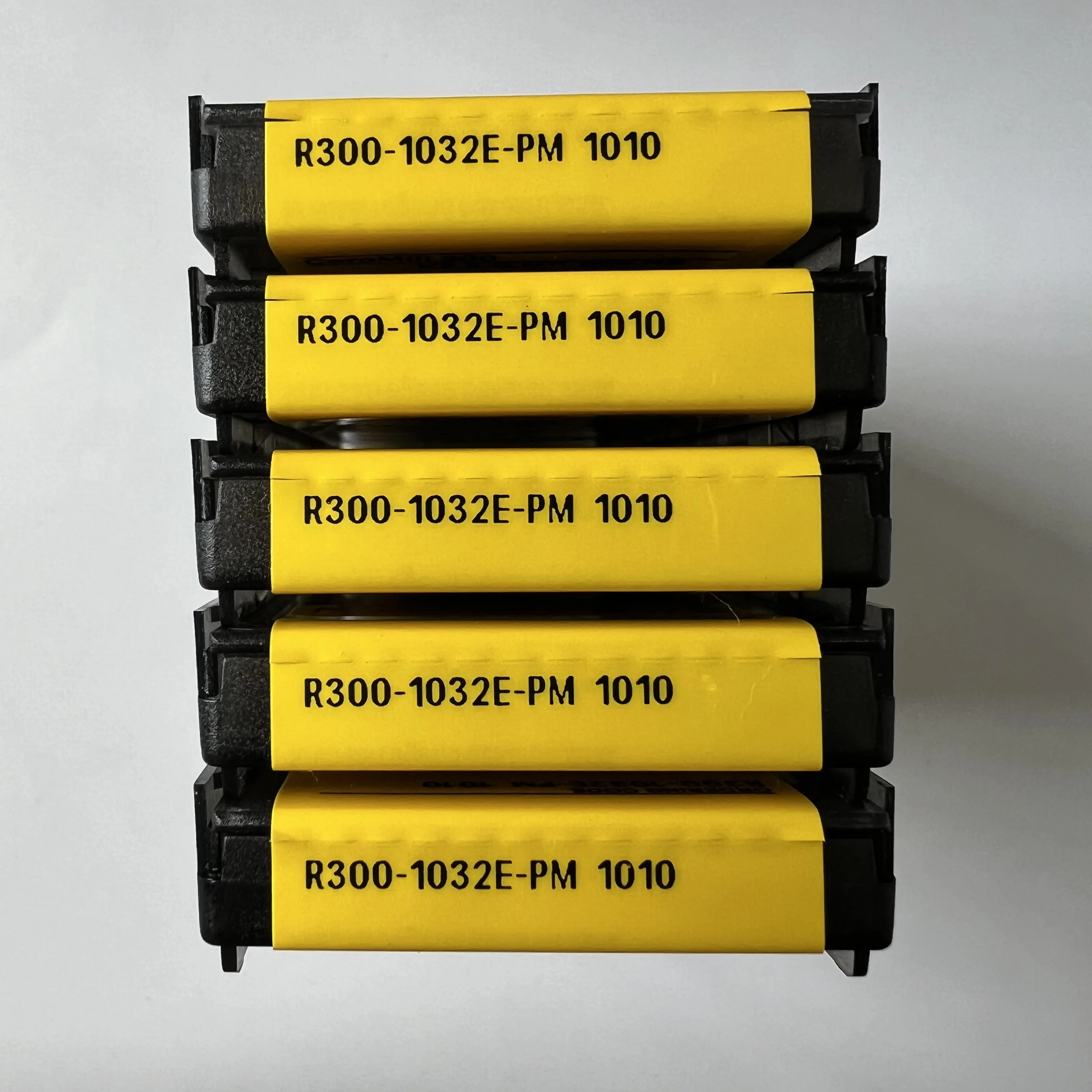 10pcs/box R300-1032E-PM 1010/R300-1032E-PM 1130
10pcs/box R300-1032E-PM 1010/R300-1032E-PM 1130