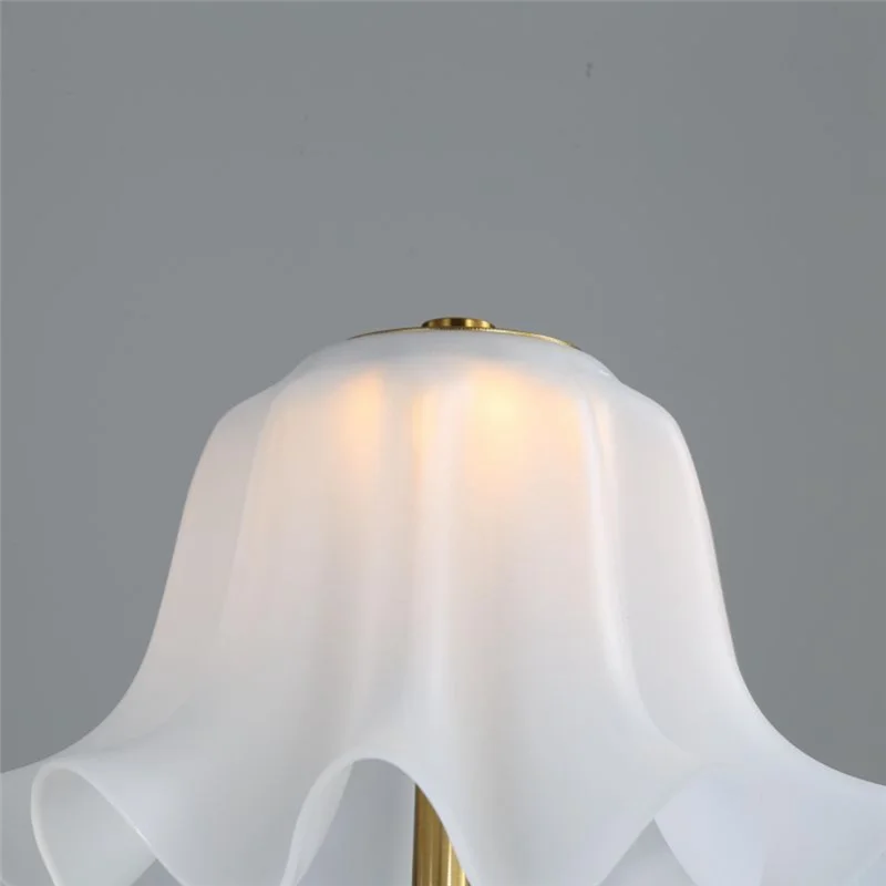 RALCA-USB Rechargeable LED Wireless Flower Lamp Touch-Sensitive Portable Dimmable Tricolored Decorative Desk Light Reading Light
RALCA-USB Rechargeable LED Wireless Flower Lamp Touch-Sensitive Portable Dimmable Tricolored Decorative Desk Light Reading Light