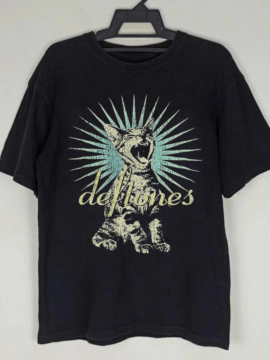 Deftones Rock Band Cat Printing Short Sleeve T-shirt for Men and Women Street Fashion Leisure Coat T-shirts
Deftones Rock Band Cat Printing Short Sleeve T-shirt for Men and Women Street Fashion Leisure Coat T-shirts