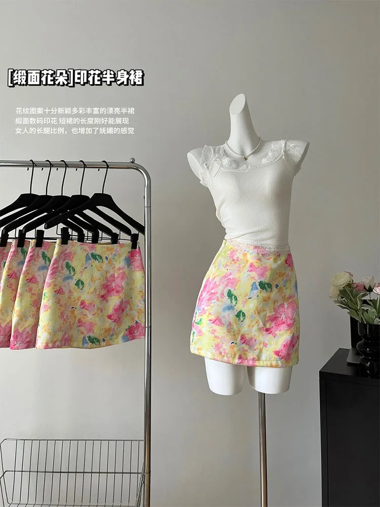 Harajuku Sweet Print A-Line Skirts Women High Waist Mini Skirt Sweet Floral Kawaii Girls Streetwear Romantic Party Prom Coquette
Harajuku Sweet Print A-Line Skirts Women High Waist Mini Skirt Sweet Floral Kawaii Girls Streetwear Romantic Party Prom Coquette