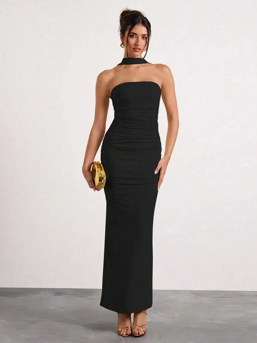 Black Ruched Halter Neck Maxi Dress For Evening Party Formal Occasion
Black Ruched Halter Neck Maxi Dress For Evening Party Formal Occasion