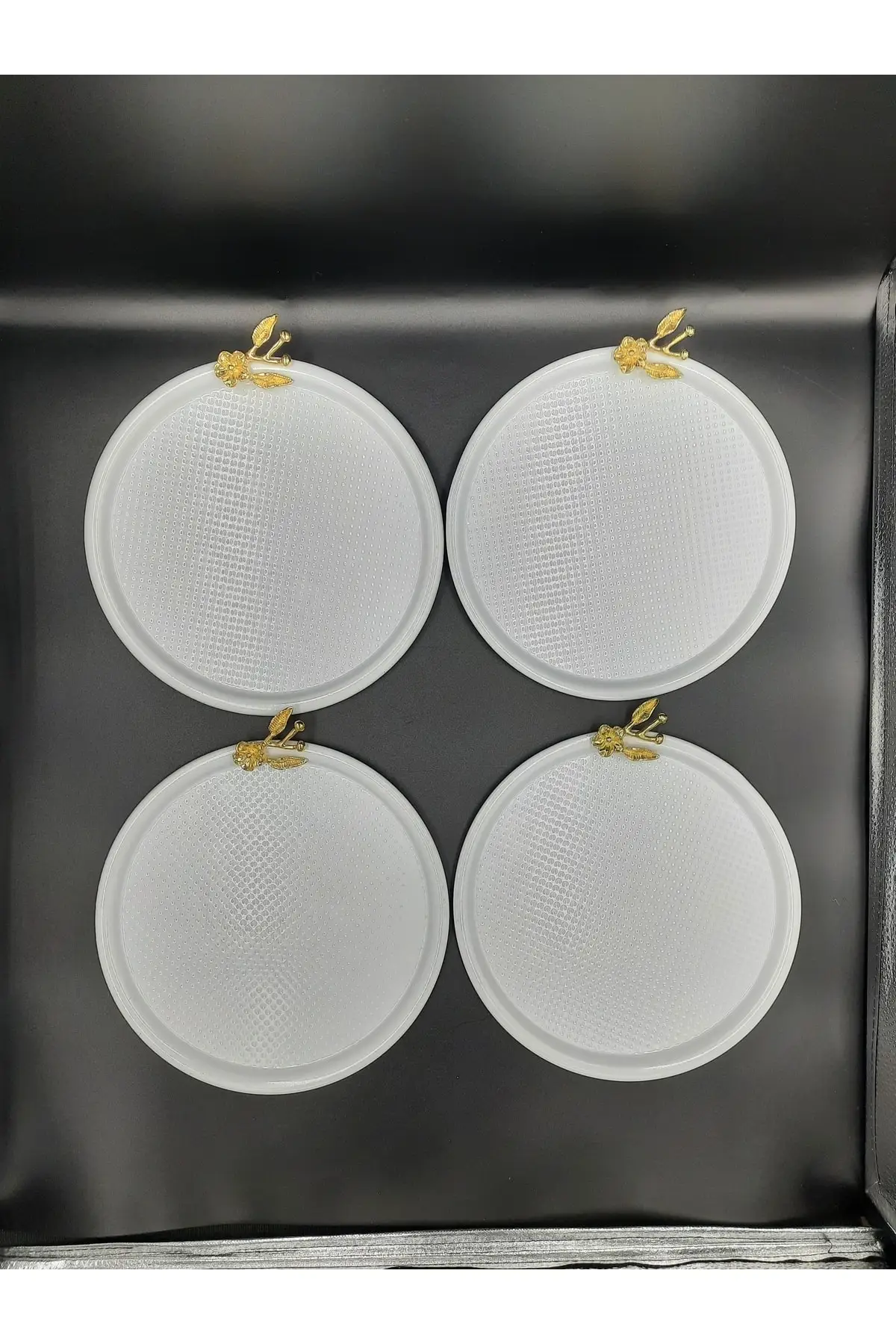 White dotted japanese rose round 6 pcs luxury 2022 tray Tea tray luxury tray Tea tray
White dotted japanese rose round 6 pcs luxury 2022 tray Tea tray luxury tray Tea tray