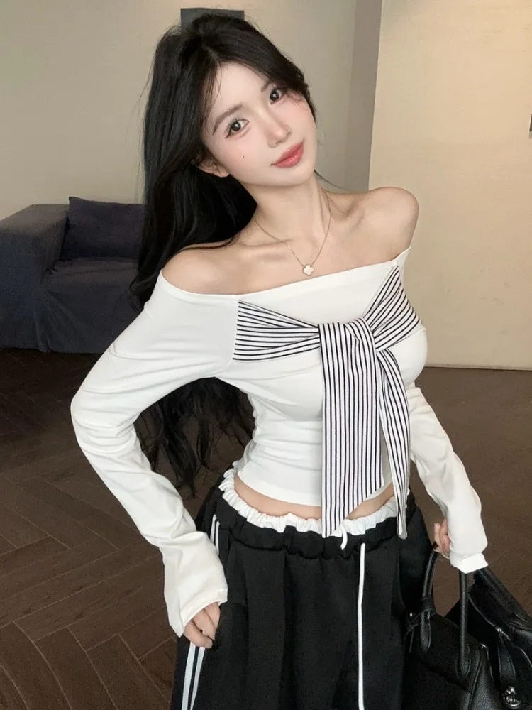 Retro Shoulder Bared Stripe Patchwork Long Sleeve T Shirt Women's Slim Fit Short Style Top Skin Friendly Breathable Citywalk
Retro Shoulder Bared Stripe Patchwork Long Sleeve T Shirt Women's Slim Fit Short Style Top Skin Friendly Breathable Citywalk