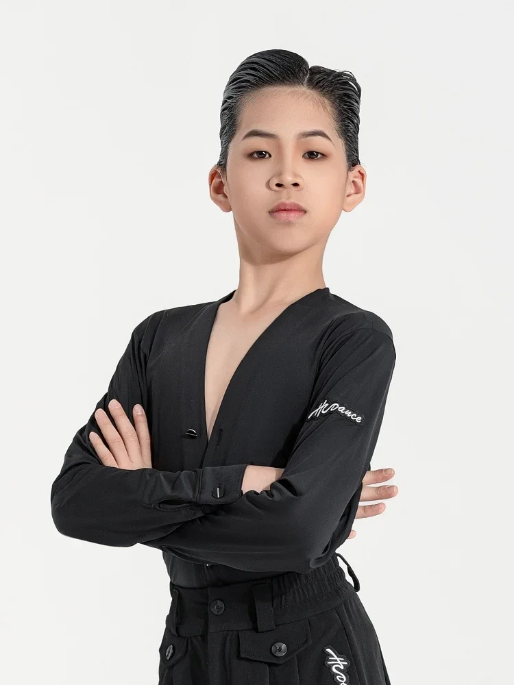 New Latin Dance Costumes For Boys V-Neck Bodysuit Samba Chacha Rumba Tango Dress Kids Latin Practice Dance Clothes DN18618
New Latin Dance Costumes For Boys V-Neck Bodysuit Samba Chacha Rumba Tango Dress Kids Latin Practice Dance Clothes DN18618