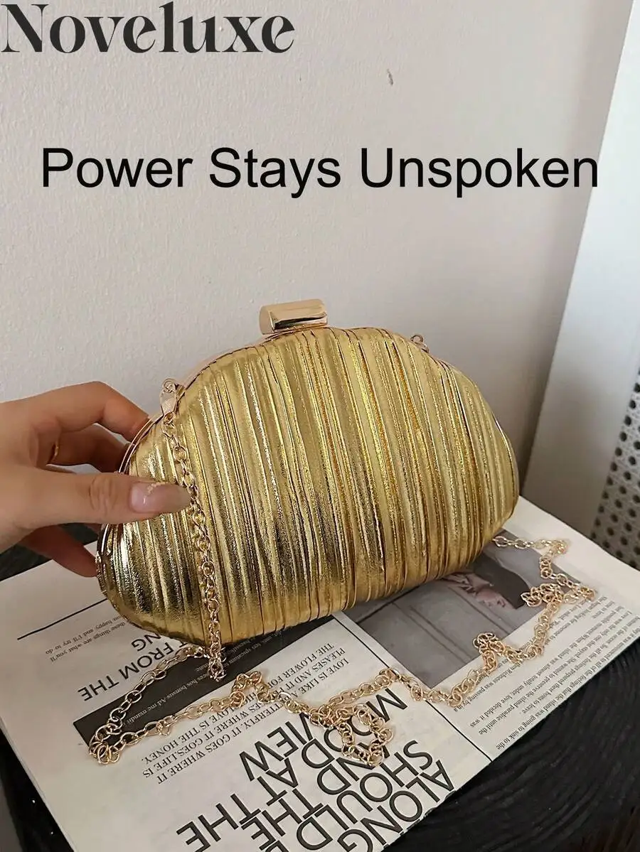 Gold Shiny Pleated Clutch Evening Bag With Chain Strap For Women
Gold Shiny Pleated Clutch Evening Bag With Chain Strap For Women