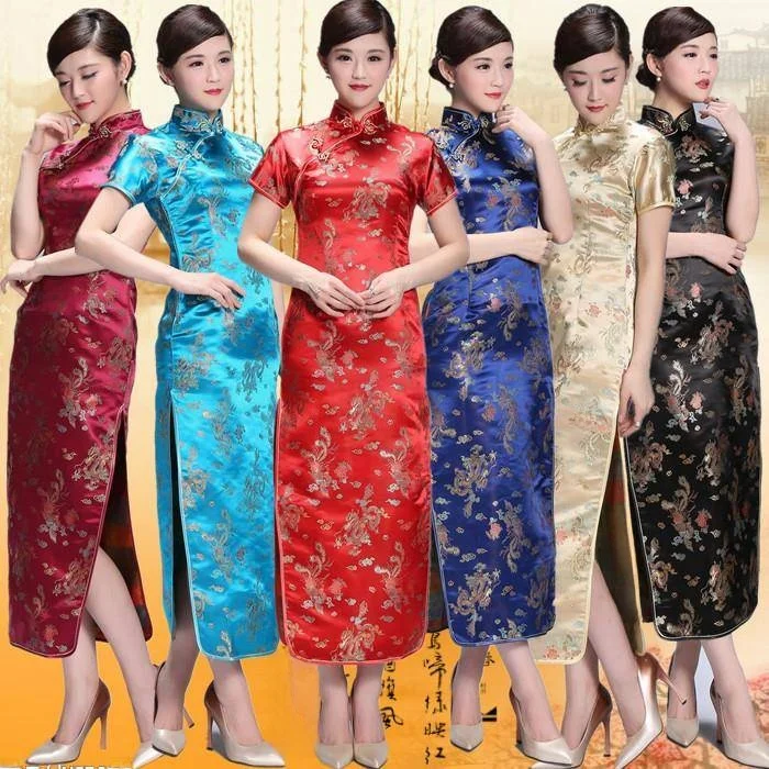Traditional Chinese Long Dress Short Sleeve Dragon And Phoenix Pattern Women's Qipao Low Slit Evening Gown
Traditional Chinese Long Dress Short Sleeve Dragon And Phoenix Pattern Women's Qipao Low Slit Evening Gown