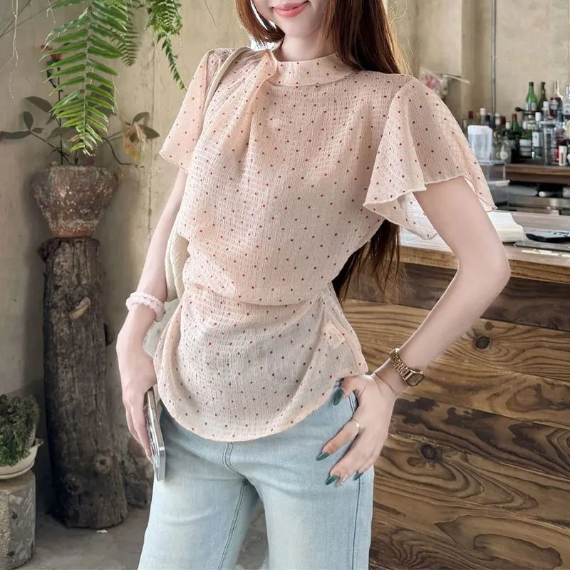 Fashionable Gauze Sweet Polka Dot Waist Blouse Female Clothing Short Sleeve Summer New French Style Round Neck Aura Folds Shirts
Fashionable Gauze Sweet Polka Dot Waist Blouse Female Clothing Short Sleeve Summer New French Style Round Neck Aura Folds Shirts