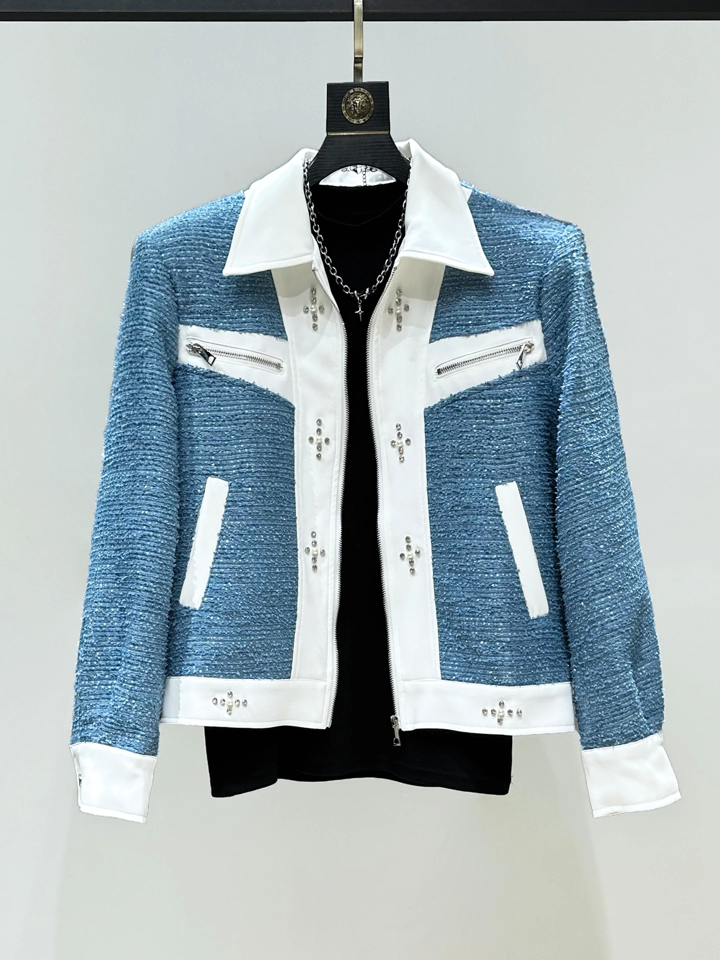 Новая осенняя мужская куртка свободного кроя с контрастными вставками, повседневная, из полиэстера, на молнии, без капюшона
Новая осенняя мужская куртка свободного кроя с контрастными вставками, повседневная, из полиэстера, на молнии, без капюшона