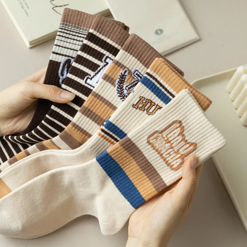 New Fall Winter Socks Women's Mid-tube Socks Trendy Striped Cotton Socks Combed Cotton Stockings For Women
New Fall Winter Socks Women's Mid-tube Socks Trendy Striped Cotton Socks Combed Cotton Stockings For Women