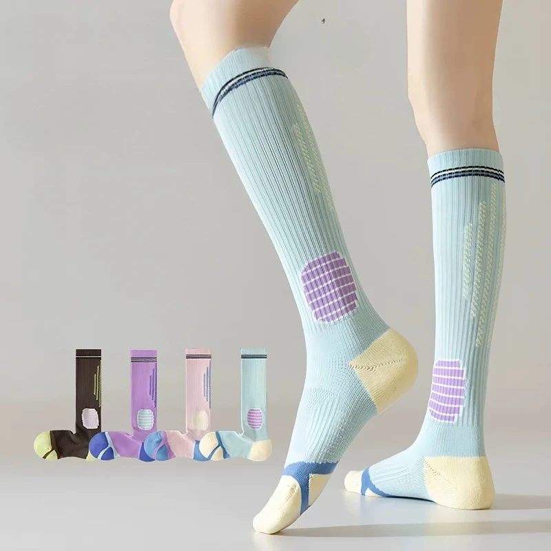 Outdoor cycling pressure calf socks long tube yoga skipping rope professional sports compression socks marathon sports socks
Outdoor cycling pressure calf socks long tube yoga skipping rope professional sports compression socks marathon sports socks