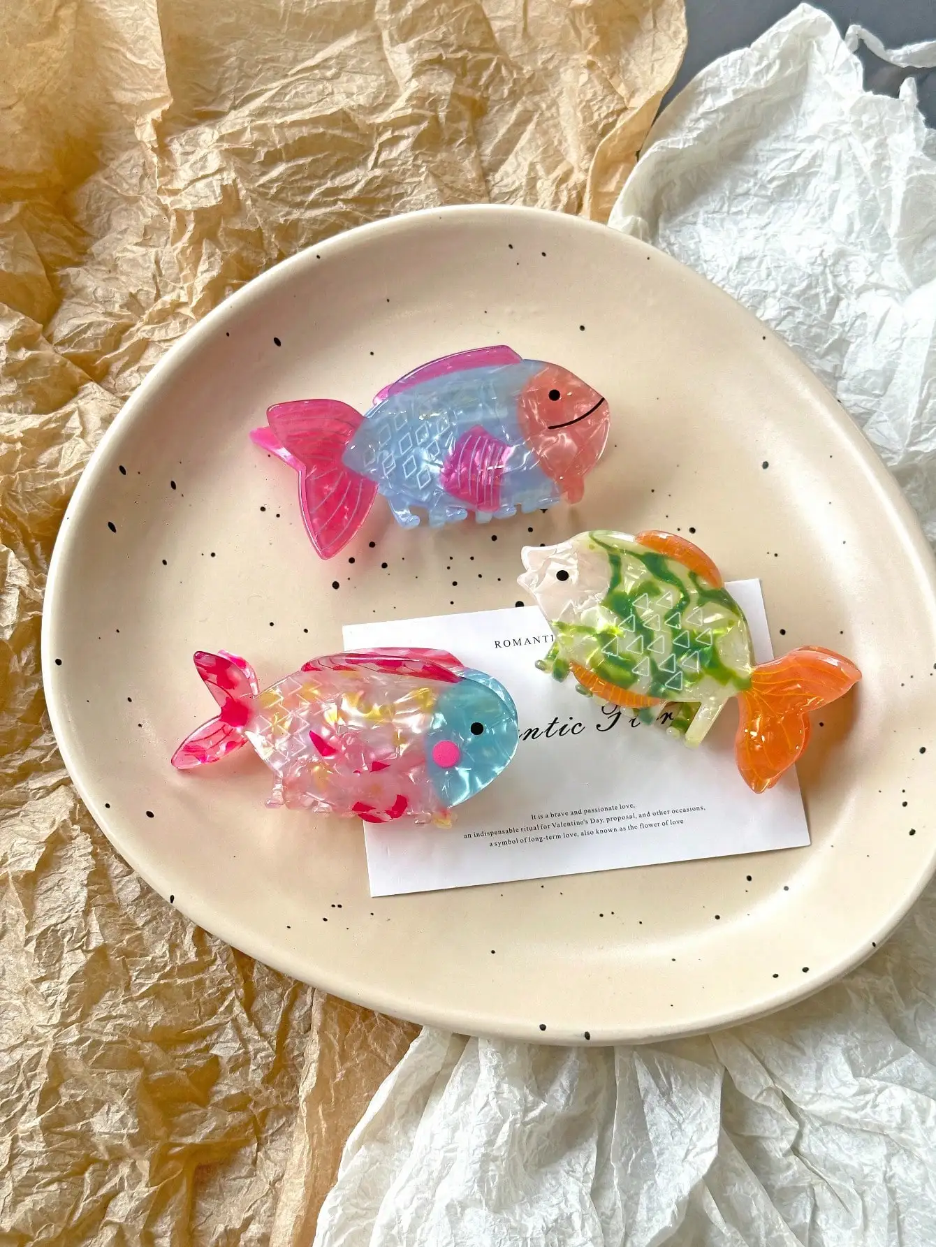 1pc Goldfish Shaped Hair Clip For Women, Decorative Hair Accessory Suitable For Commute,Hair Accessories,Hair Claw,Claw Clips,Hair Clutch,Hair Jaw Clip Fall Winter For Vacation Outfits Woman Summer Beach Vacay Hair Clips
1pc Goldfish Shaped Hair Clip For Women, Decorative Hair Accessory Suitable For Commute,Hair Accessories,Hair Claw,Claw Clips,Hair Clutch,Hair Jaw Clip Fall Winter For Vacation Outfits Woman Summer Beach Vacay Hair Clips