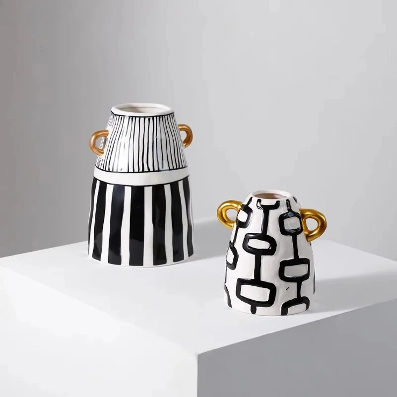 Black and White Stripes Ceramic Vase Desk Decoration Flowers Arrangement Artificial Flower Decorative Vases Room Aesthetic Decor
Black and White Stripes Ceramic Vase Desk Decoration Flowers Arrangement Artificial Flower Decorative Vases Room Aesthetic Decor