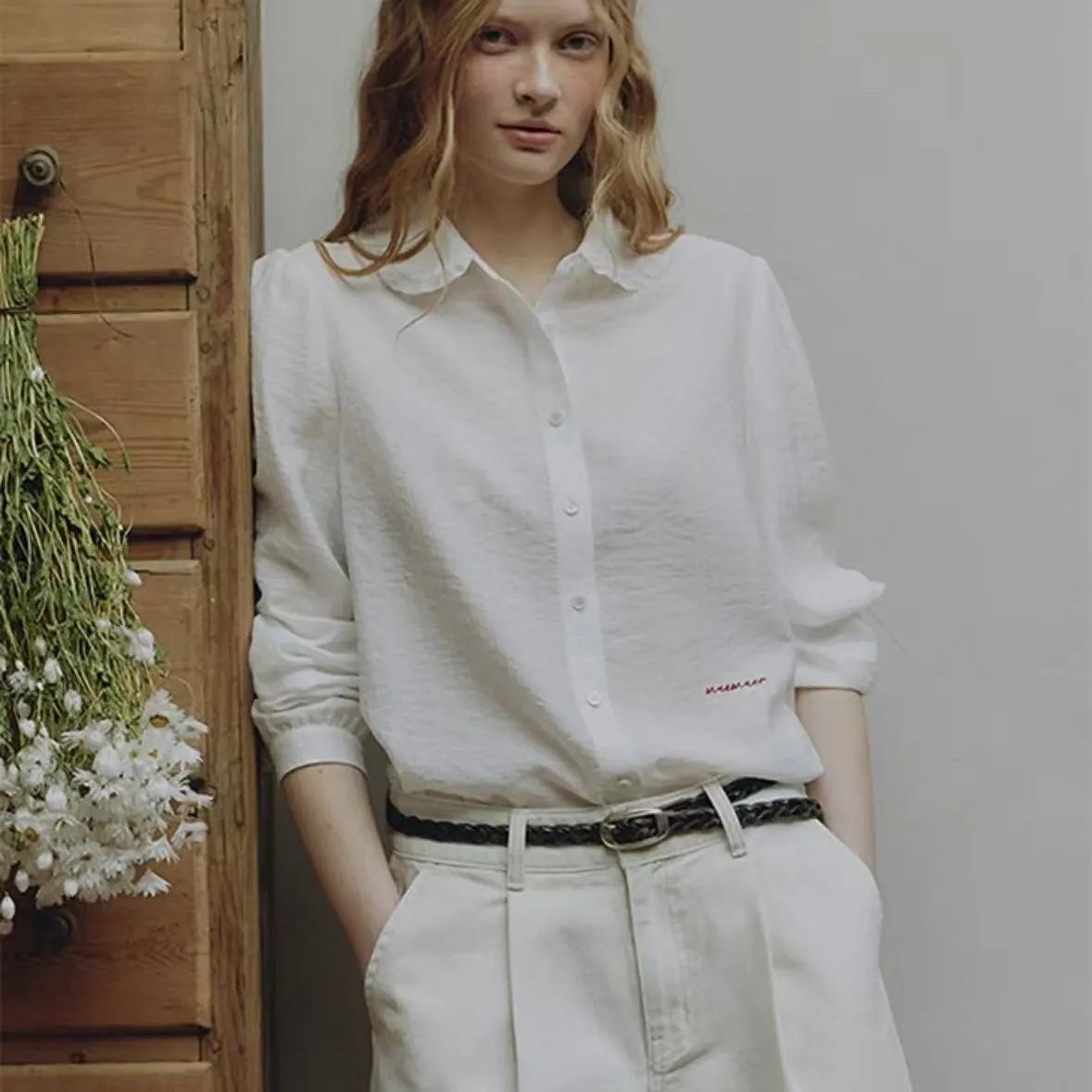 Casual White Long Sleeve Shirt Straight Cut Doll Collar Brand Women's Spring Summer New Arrival Awei Clothing Versatile Thin ...
Casual White Long Sleeve Shirt Straight Cut Doll Collar Brand Women's Spring Summer New Arrival Awei Clothing Versatile Thin ...