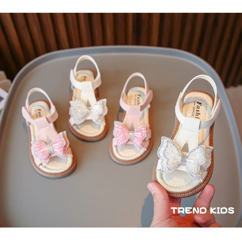 New Children's Bow Sandals Princess Party Dress Shoes Girls Casual Soft-Soled Shoes Kids Versatile Dress Sandals bead Non-slip
New Children's Bow Sandals Princess Party Dress Shoes Girls Casual Soft-Soled Shoes Kids Versatile Dress Sandals bead Non-slip