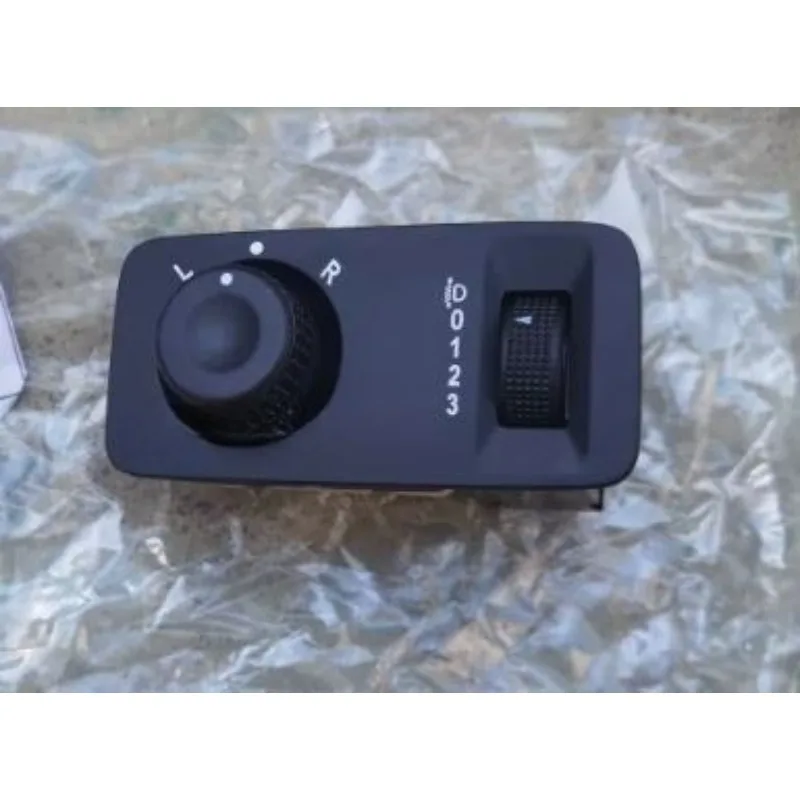 Reverse Mirror Adjustment Rearview Reflector Multifunctional Switch for Baojun 360
Reverse Mirror Adjustment Rearview Reflector Multifunctional Switch for Baojun 360