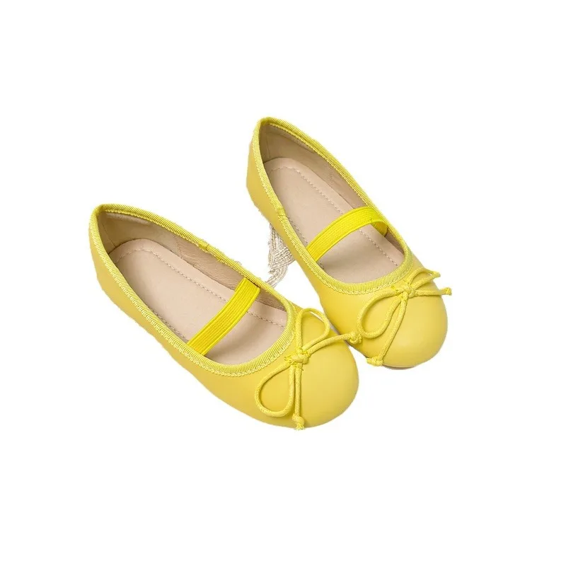 Детские туфли принцессы 2025Four Seasons, новое корейское издание, обувь Le Fu для девочек, модная нескользящая универсальная обувь для девочек в стиле ретро для девочек
Детские туфли принцессы 2025Four Seasons, новое корейское издание, обувь Le Fu для девочек, модная нескользящая универсальная обувь для девочек в стиле ретро для девочек