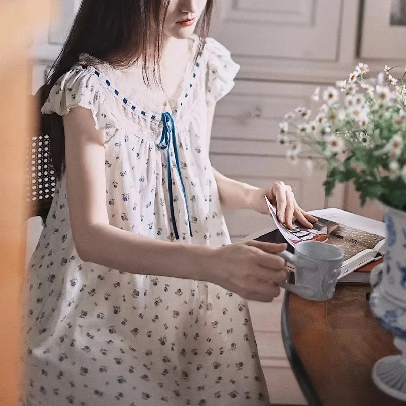 Vintage Cotton Embroidery Long Nightgowns For Women Floral Elegant Short Sleeve Comfortable Loose Night Dress
Vintage Cotton Embroidery Long Nightgowns For Women Floral Elegant Short Sleeve Comfortable Loose Night Dress