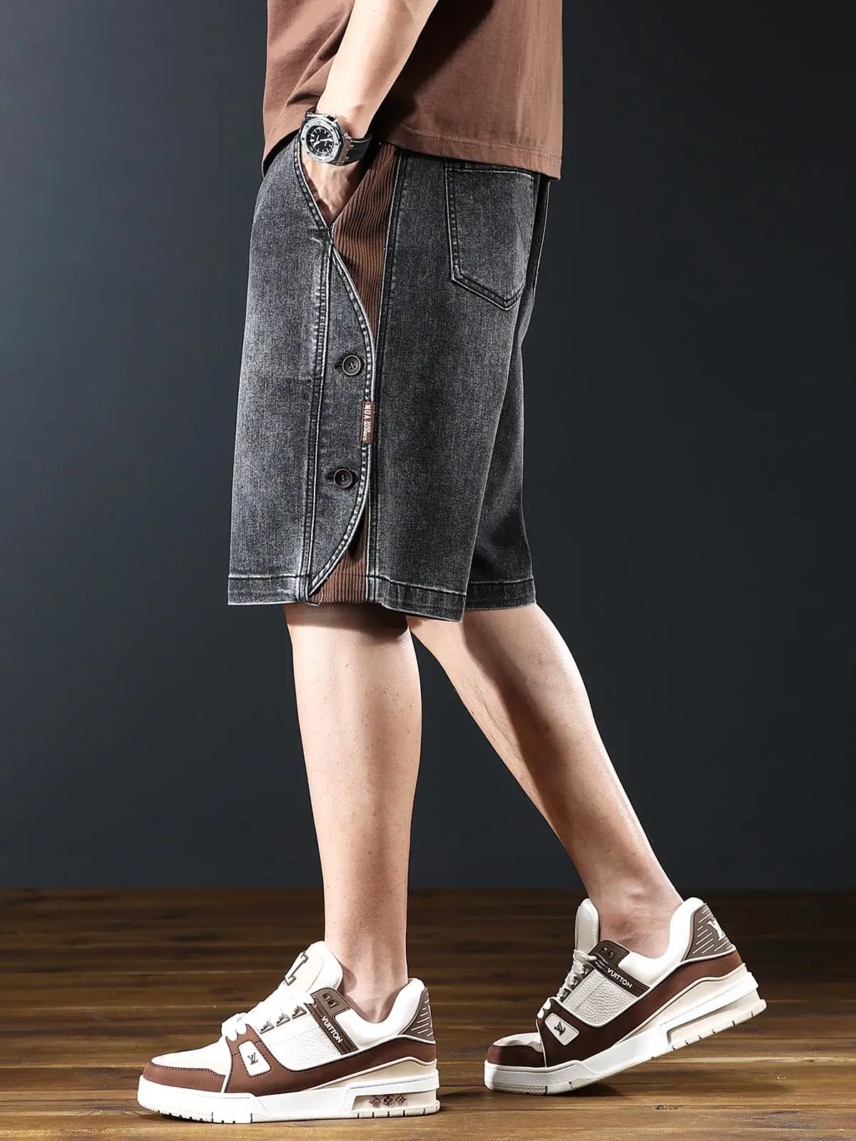 Мужские летние шорты Leiz: новая коллекция, свободный прямой крой, повседневные, из смесового хлопка, для молодежи, на каждый день
Мужские летние шорты Leiz: новая коллекция, свободный прямой крой, повседневные, из смесового хлопка, для молодежи, на каждый день