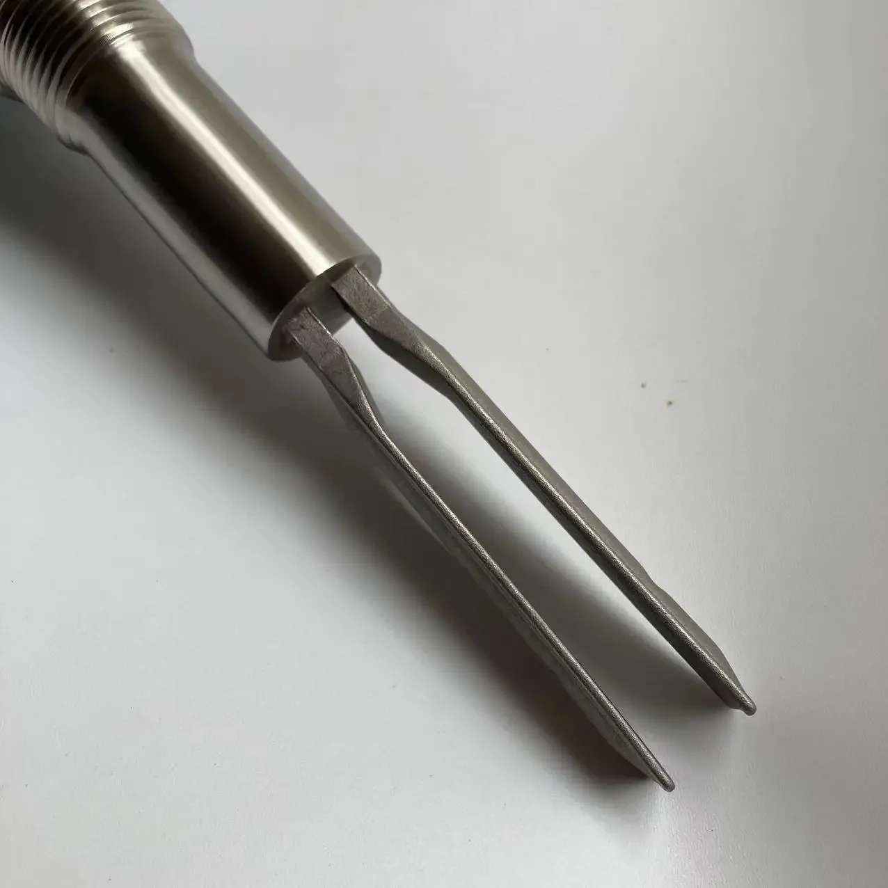 Manufacturers Wholesale Tuning Fork Level Material Switch Factory Vibration Solvent Chemical Liquid Sensor Food Sauce
Manufacturers Wholesale Tuning Fork Level Material Switch Factory Vibration Solvent Chemical Liquid Sensor Food Sauce