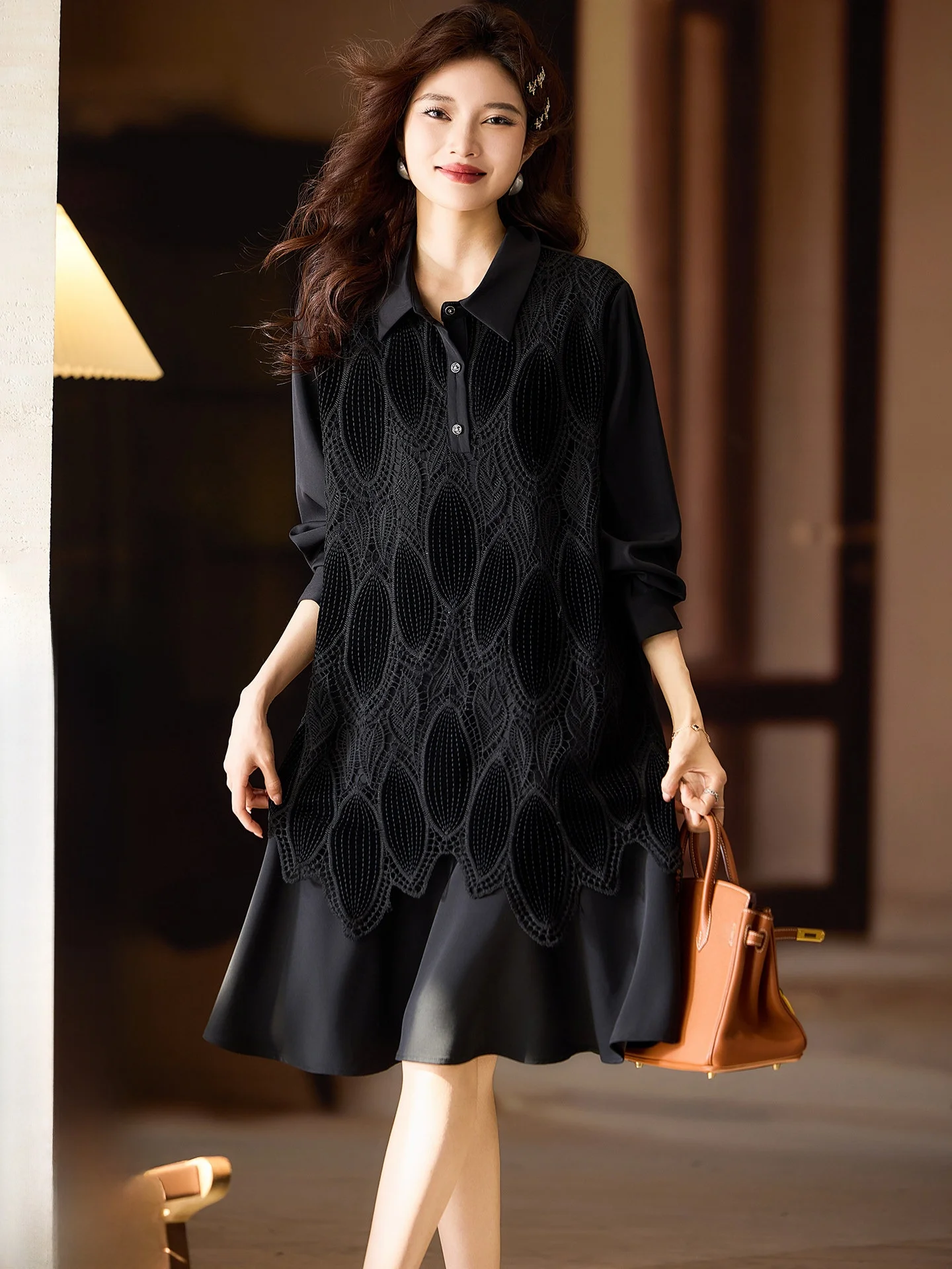 Женское модное платье с воротником-стойкой и пэчворком, весна 2026, большие размеры, А-силуэт, дышащее, из полиэфирного волокна, с длинными рукавами
Женское модное платье с воротником-стойкой и пэчворком, весна 2026, большие размеры, А-силуэт, дышащее, из полиэфирного волокна, с длинными рукавами