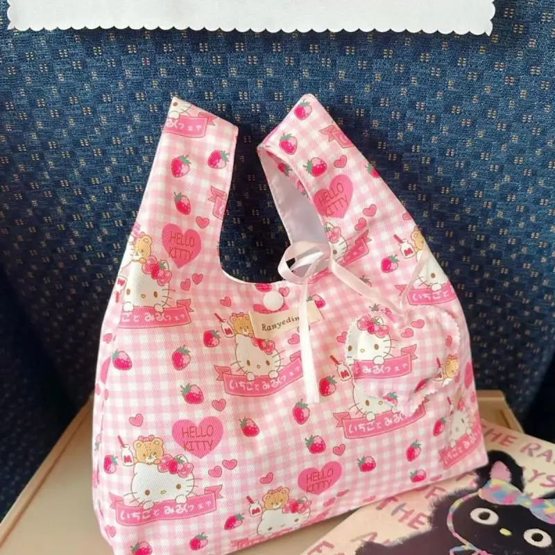 Kawaii Sanrio Anime Canvas Totes Cute Hello Kitty Cartoon Large Capacity Floral Commuting Bento Bag Small Square Bag Girls Gifts
Kawaii Sanrio Anime Canvas Totes Cute Hello Kitty Cartoon Large Capacity Floral Commuting Bento Bag Small Square Bag Girls Gifts