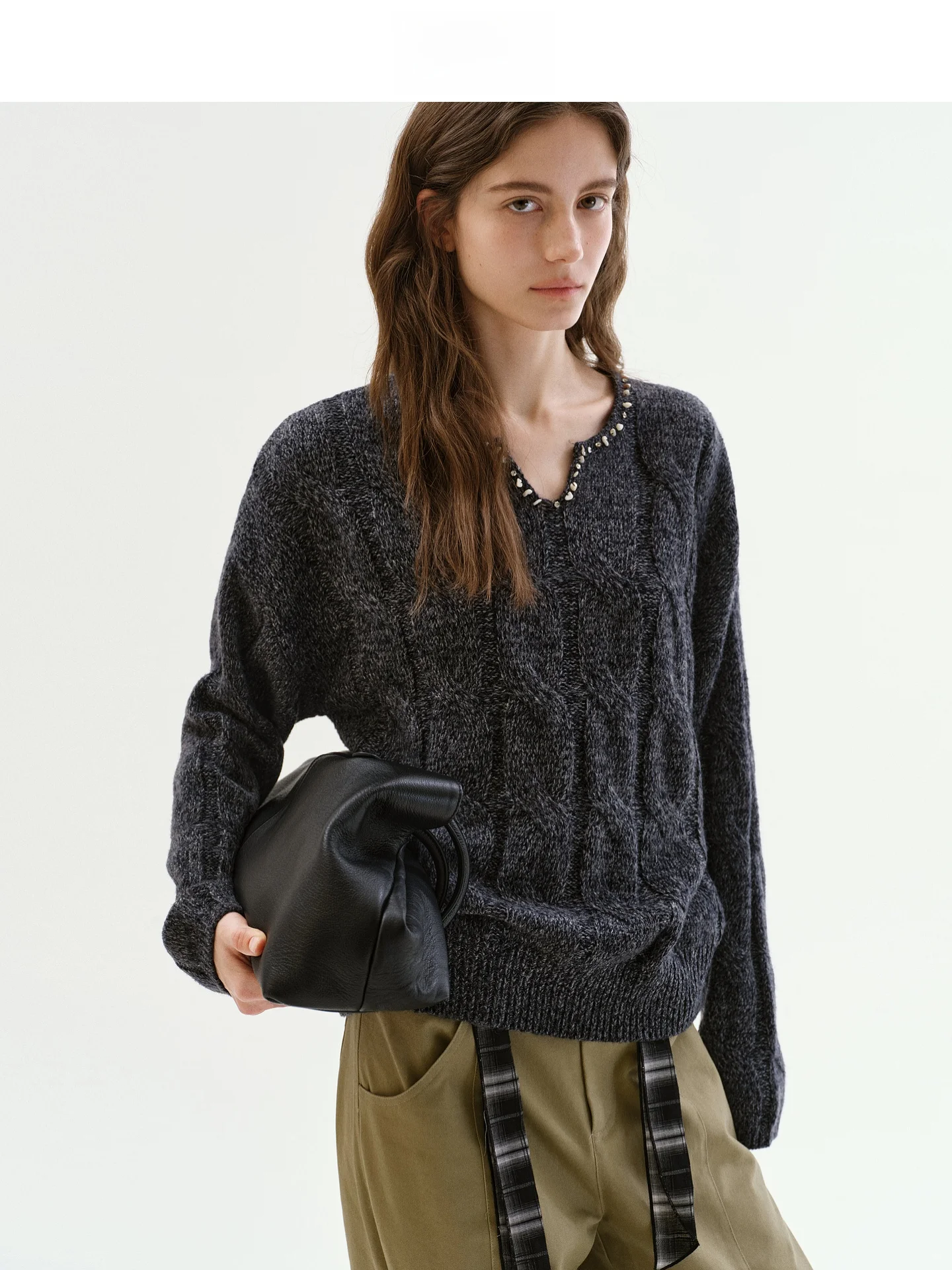 Fano Handmade Mixed Fiber Sweater Women's V-ne Long Sve Knitted Wool Blend Casual Comfortable Winter Top
Fano Handmade Mixed Fiber Sweater Women's V-ne Long Sve Knitted Wool Blend Casual Comfortable Winter Top