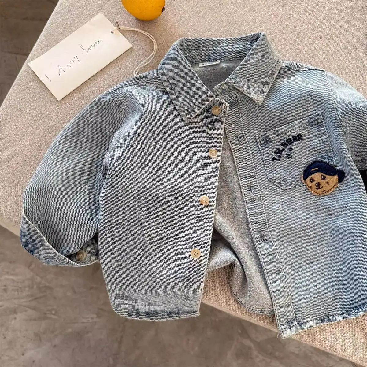 Children Clothing Cartoon Bear Shirt 2025 Spring Autumn Fashion Lapel Boy's Embroidered Bear Coat Girl's Jacket Denim Cardigan
Children Clothing Cartoon Bear Shirt 2025 Spring Autumn Fashion Lapel Boy's Embroidered Bear Coat Girl's Jacket Denim Cardigan