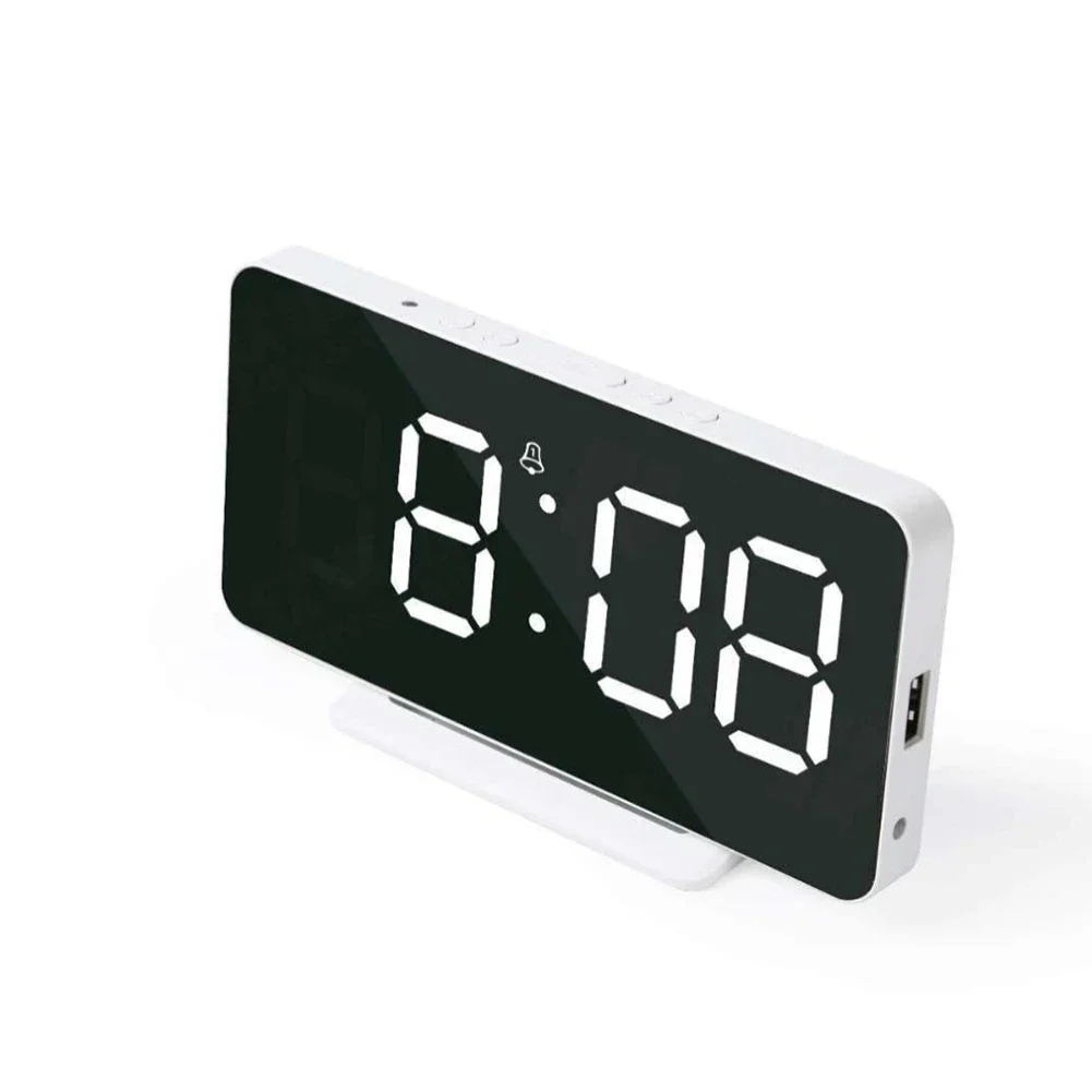 Elegant LED Digital Clock Featuring a Large Screen USB Charging Port and Automatic Brightness Adjustment Feature
Elegant LED Digital Clock Featuring a Large Screen USB Charging Port and Automatic Brightness Adjustment Feature