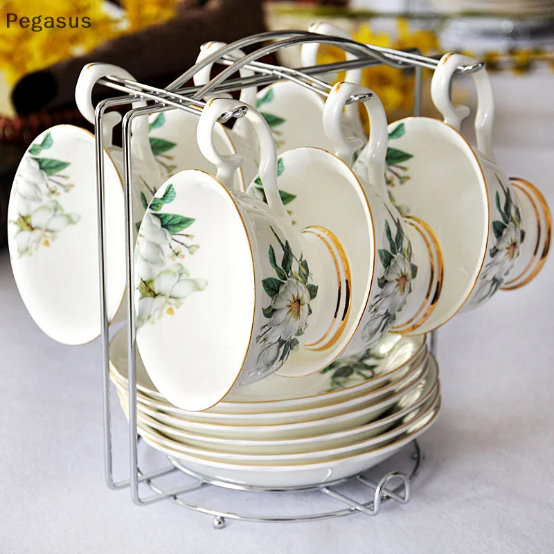 2 шт./компл., европейский кофейный набор из костяного фарфора, креативная простая керамическая круглая тарелка, чашка для послеобеденного чая, молока, 200 мл, кофейная чашка
2 шт./компл., европейский кофейный набор из костяного фарфора, креативная простая керамическая круглая тарелка, чашка для послеобеденного чая, молока, 200 мл, кофейная чашка