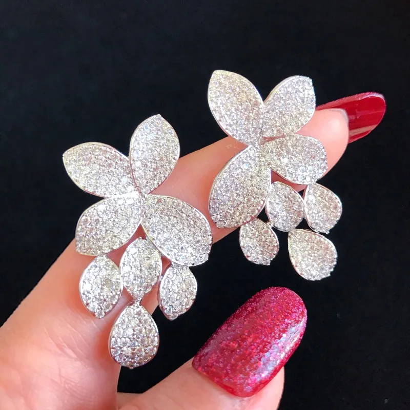 RAKOL Luxury Micro Pave Set Cubic Zirconia Leaf Shape Earrings Shiny Big Stud Earring Wedding Dinner Party Jewelry for Women
RAKOL Luxury Micro Pave Set Cubic Zirconia Leaf Shape Earrings Shiny Big Stud Earring Wedding Dinner Party Jewelry for Women