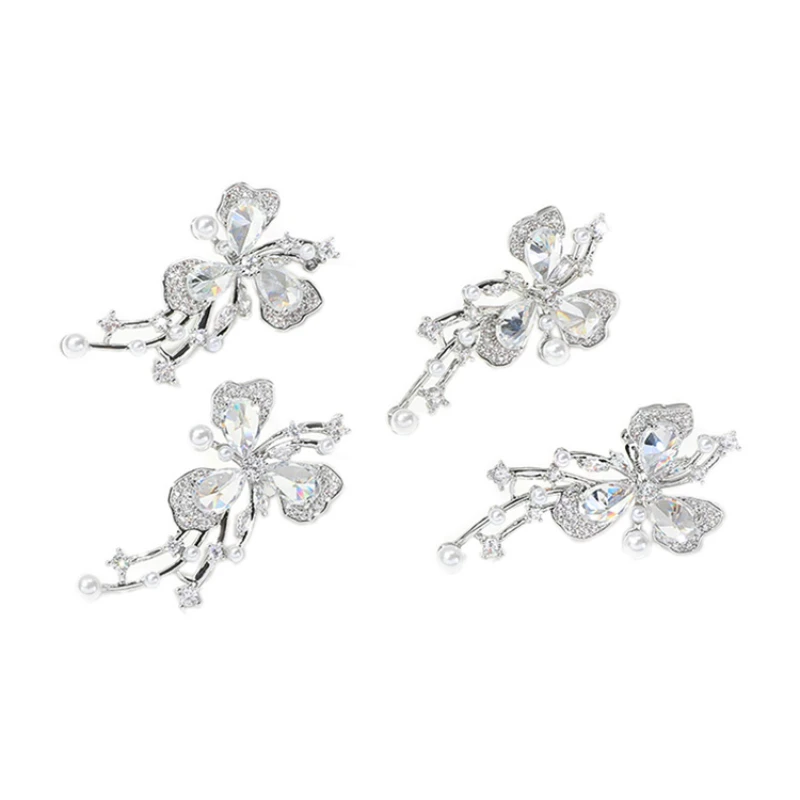 Light Luxury High-Grade Diamond Flower Earrings Female Niche Luxury Zircon Non-Piercing Earrings
Light Luxury High-Grade Diamond Flower Earrings Female Niche Luxury Zircon Non-Piercing Earrings