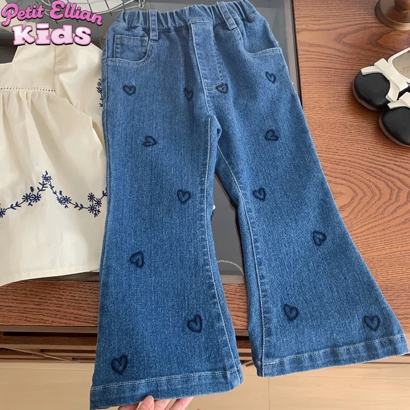 2-6 Y Baby Girls Cotton Denim Pants with Heart Embroidery Flare Jeans for Toddlers and Soft Breathable Kids Denim Trousers
2-6 Y Baby Girls Cotton Denim Pants with Heart Embroidery Flare Jeans for Toddlers and Soft Breathable Kids Denim Trousers