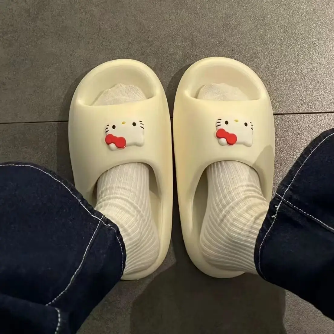 plus size hello kitty Cute Cartoon KT Cat For Home Outdoor Wear Anti Slip New Thick Sole women slipper children shoes
plus size hello kitty Cute Cartoon KT Cat For Home Outdoor Wear Anti Slip New Thick Sole women slipper children shoes