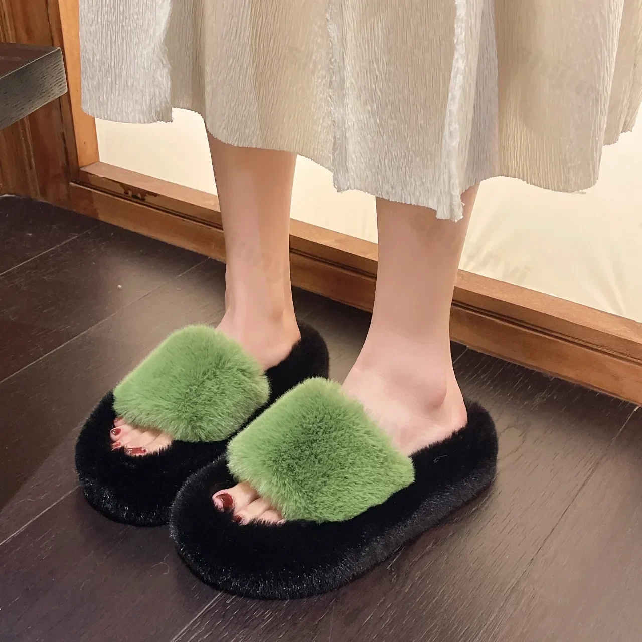 New 2025 Winter Fluffy Fur Slippers Women Fashion Plush Fuzzy Slippers Indoor Open Toe Flats Cotton Shoes Comfort House Slippers
New 2025 Winter Fluffy Fur Slippers Women Fashion Plush Fuzzy Slippers Indoor Open Toe Flats Cotton Shoes Comfort House Slippers